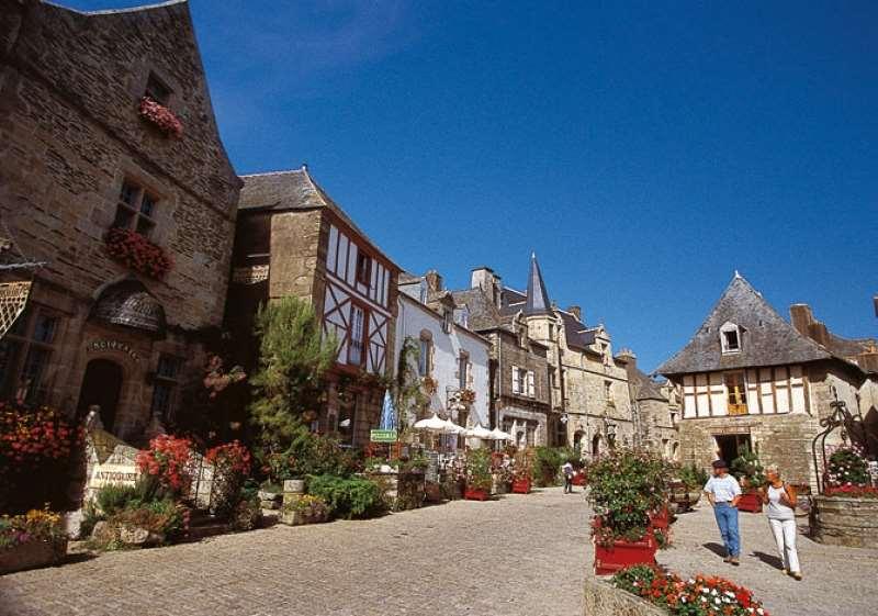 Hotel Terres De France - Le Domaine Du Moulin Neuf Rochefort-en-Terre Exterior foto